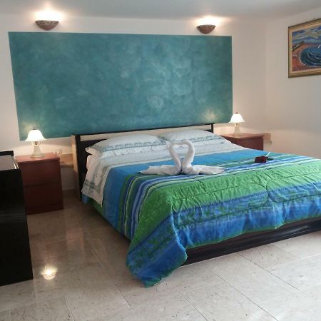 Ferienwohnung Giardino Fiorito Trapani Exterior foto
